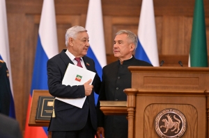 Принял участие в торжественной церемонии вступления в должность Главы Республики Татарстан Рустама Нургалиевича Минниханова