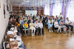 По доброй традиции, в предновогодние дни посетил социально-реабилитационный центр в Кичкилейке, встретился с воспитанниками и трудовым коллективом