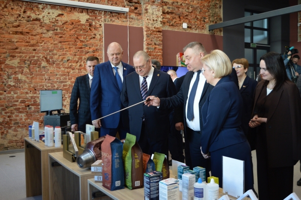 Посетили Минский технопарк и тракторный завод