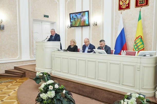 Совместное заседание комитетов по государственному строительству, вопросам МСУ и информационной политике, по здравоохранению и социальной политике, по образованию, культуре и спорту