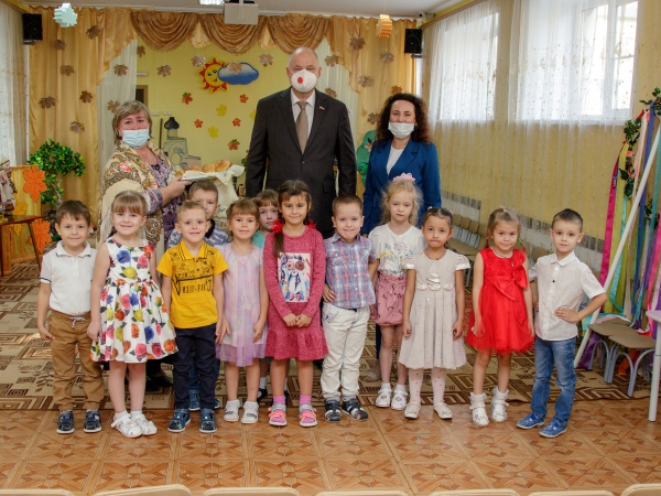 сад 600.jpg