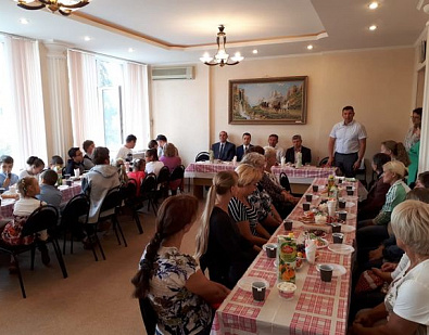 Вадим Супиков оказал содействие в организации чаепития для детей с ограниченными возможностями здоровья