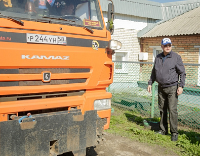 Асфальтовой крошкой отсыпан 3-й проезд Чаадаева