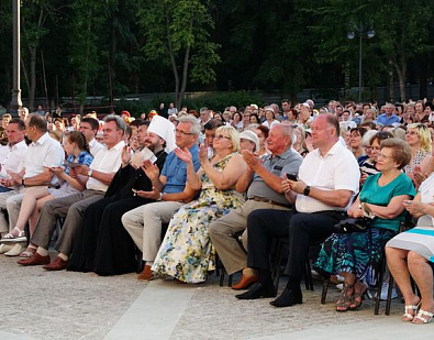 Вадим Супиков принял участие в концерте праздничного Патриаршего хора Московского Данилова монастыря