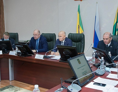 Вадим Супиков принял участие в заседании фракции «Единая Россия» в городской Думе