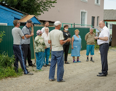 Вадим Супиков помог в проведении ремонтных работ на 3-м Калужском проезде