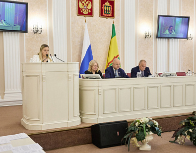 Завершили формирование проекта повестки сессии совместным заседанием комитетов Заксобрания по АПК, бюджету, ЖКХ, строительству и экономике